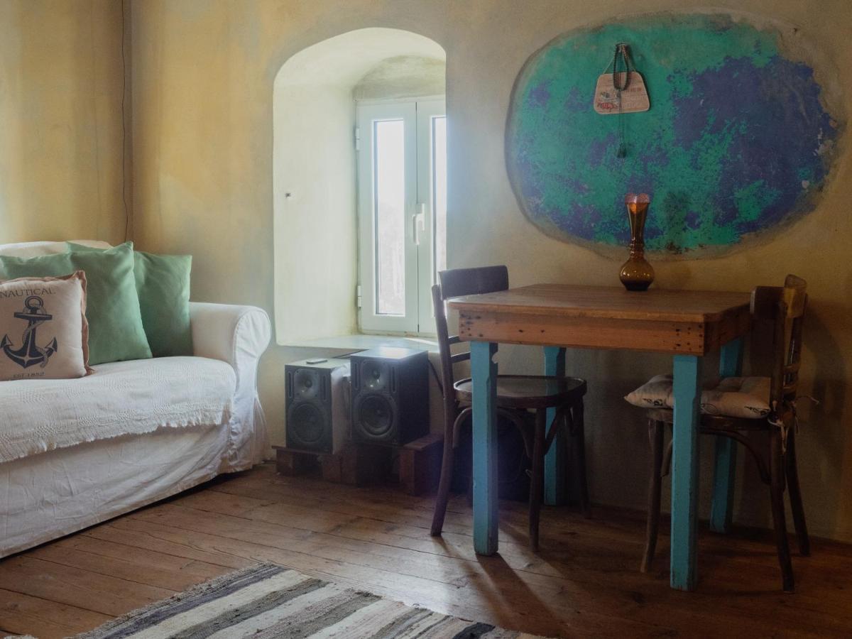 Vintage Stone-Built Country Cottage In Richea Kouloureika Экстерьер фото